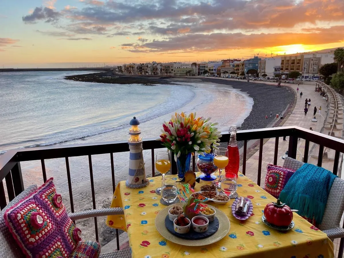 Emycanarias Primera Linea De Playa Arinaga Apartment